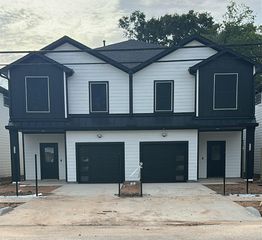 6726 Paris Street A-B, Houston, TX 77021