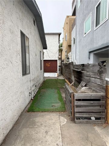 1053 Loma, Hermosa Beach, CA 90254