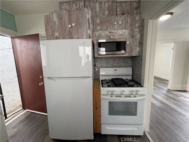 1053 Loma, Hermosa Beach, CA 90254