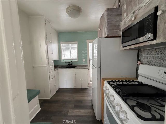 1053 Loma, Hermosa Beach, CA 90254