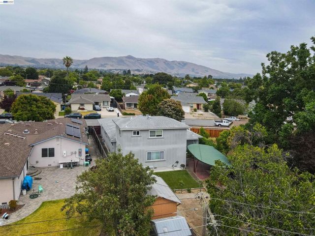 4645 Ridpath St, Fremont, CA 94538