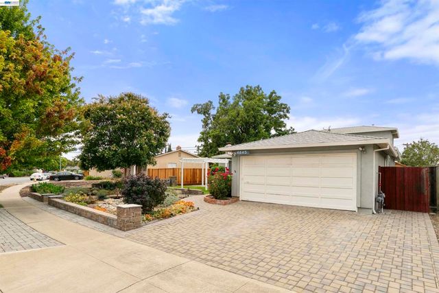 4645 Ridpath St, Fremont, CA 94538