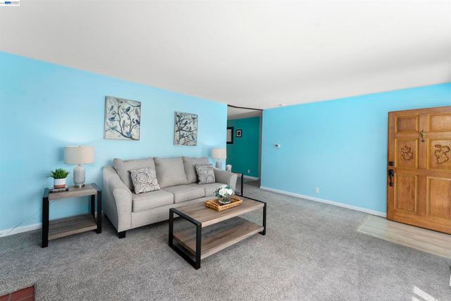 4645 Ridpath St, Fremont, CA 94538