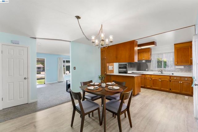 4645 Ridpath St, Fremont, CA 94538