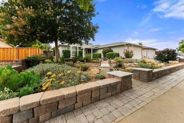 4645 Ridpath St, Fremont, CA 94538