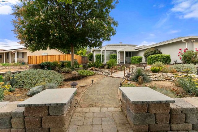 4645 Ridpath St, Fremont, CA 94538