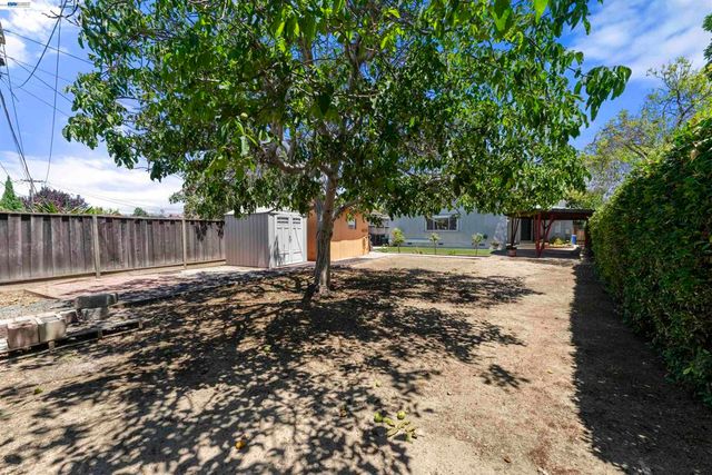 4645 Ridpath St, Fremont, CA 94538