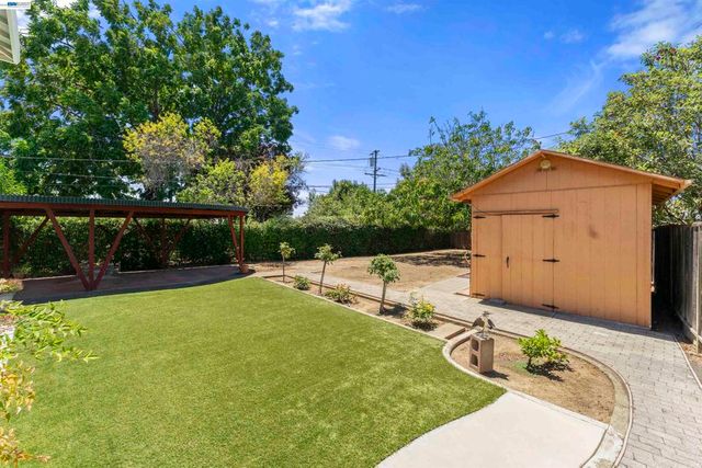 4645 Ridpath St, Fremont, CA 94538