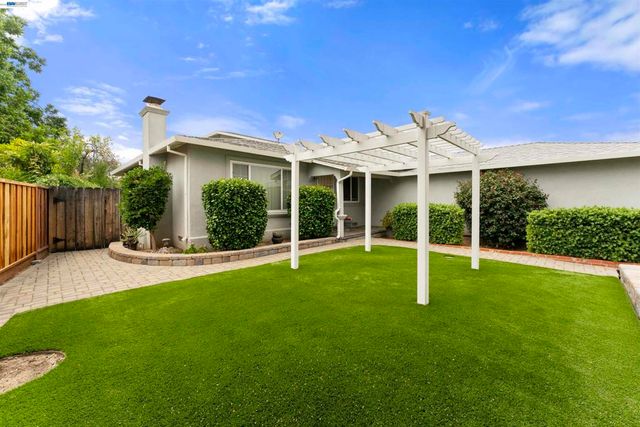 4645 Ridpath St, Fremont, CA 94538