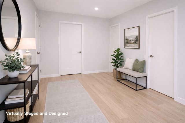 221 E Walton Place 17E, Chicago, IL 60611