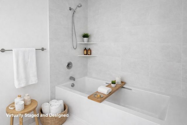 221 E Walton Place 17E, Chicago, IL 60611