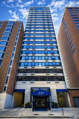 221 E Walton Place 17E, Chicago, IL 60611