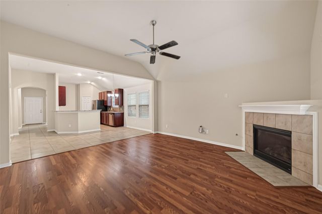 3011 Currier Court, Rosenberg, TX 77471