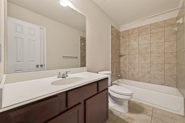 3011 Currier Court, Rosenberg, TX 77471