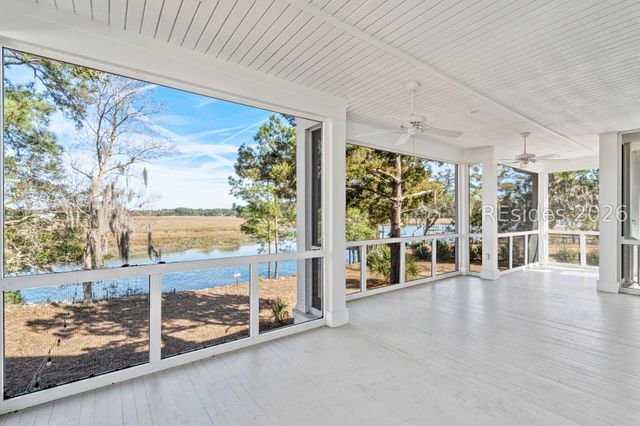 45 Cameroon Dr, Beaufort, SC 29907