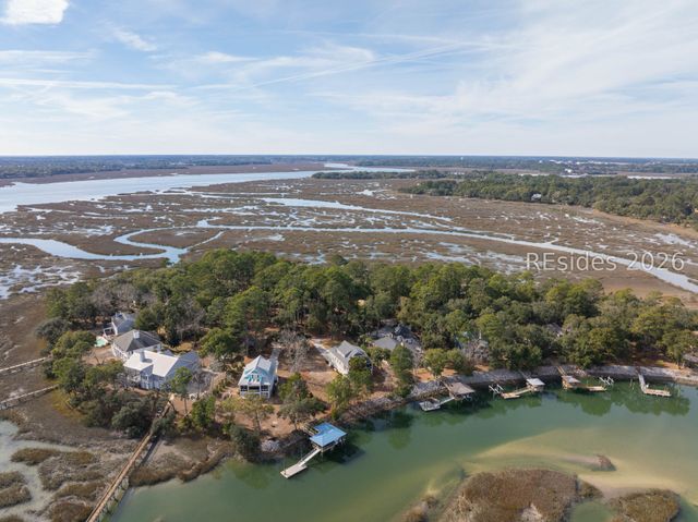 45 Cameroon Dr, Beaufort, SC 29907