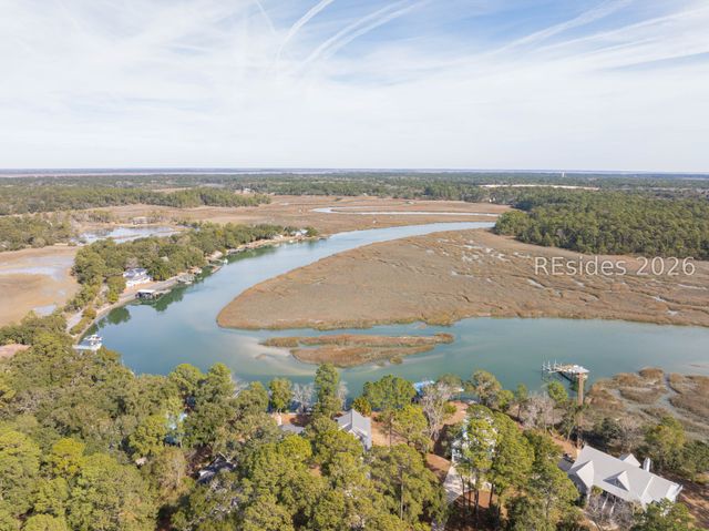 45 Cameroon Dr, Beaufort, SC 29907