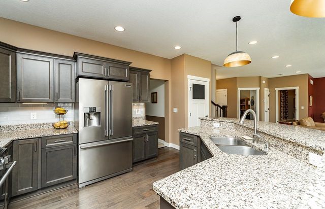 1151 Golfers Court SE, Rochester, MN 55904
