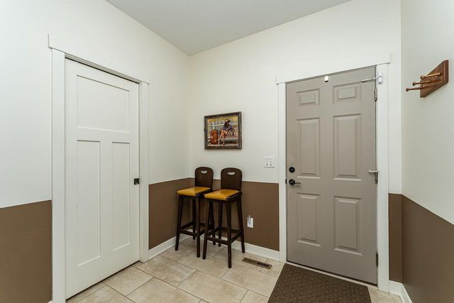 1151 Golfers Court SE, Rochester, MN 55904