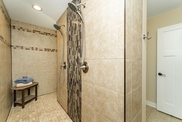 1151 Golfers Court SE, Rochester, MN 55904