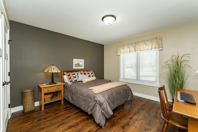 1151 Golfers Court SE, Rochester, MN 55904