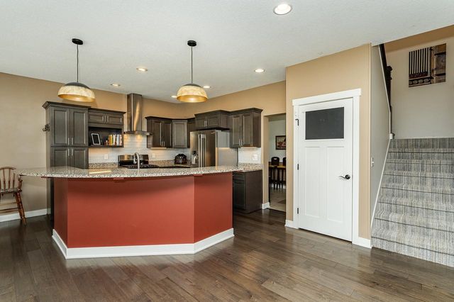 1151 Golfers Court SE, Rochester, MN 55904