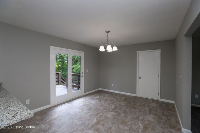 411 College View Dr, Elizabethtown, KY 42701