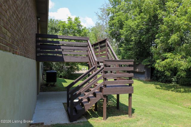 411 College View Dr, Elizabethtown, KY 42701