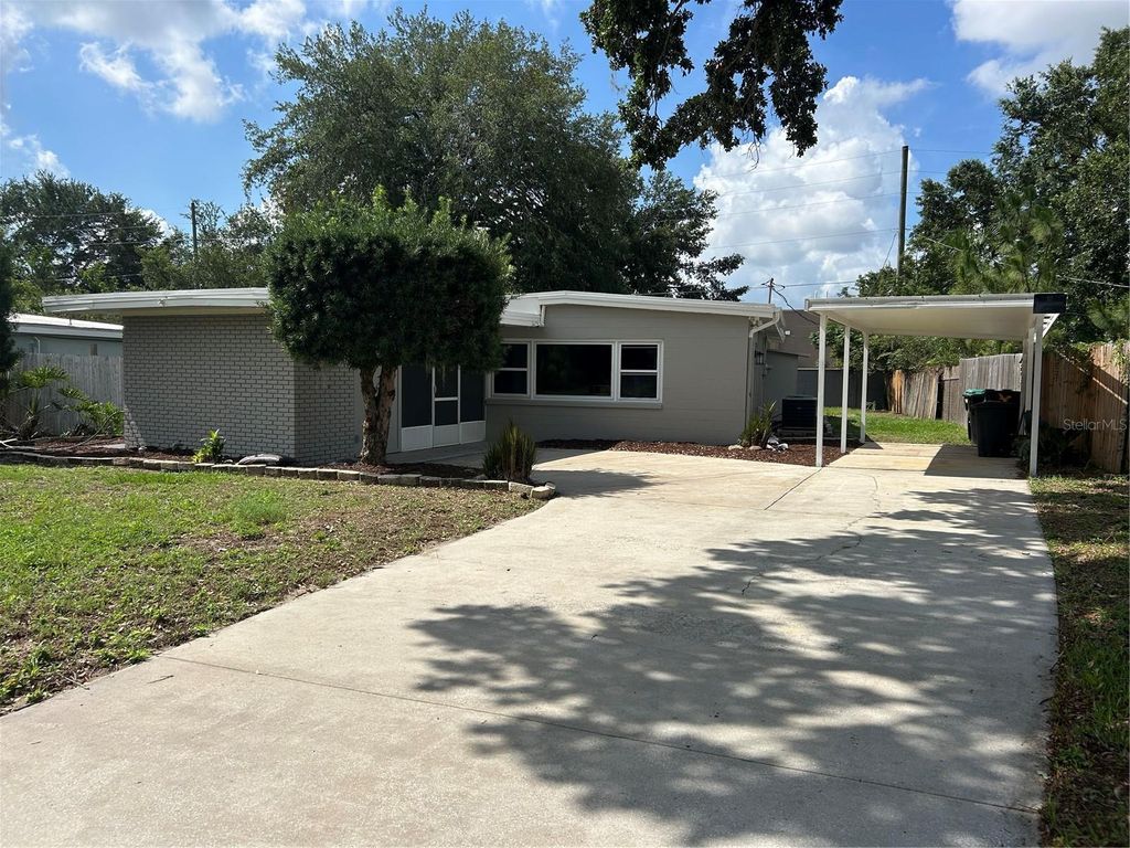 Image 1 of property listing at 4430 SOUTHMORE DRIVE, Orlando, FL 32812