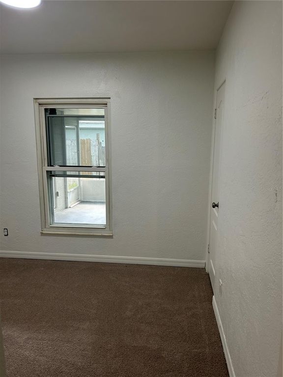 Image 12 of property listing at 4430 SOUTHMORE DRIVE, Orlando, FL 32812