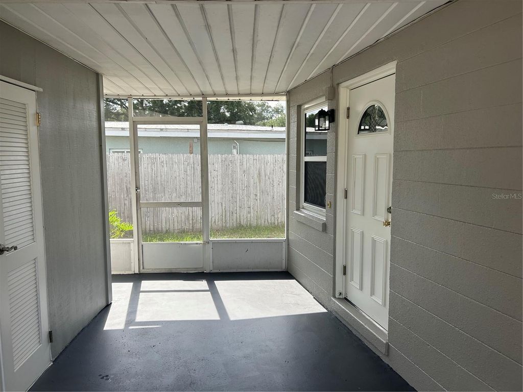 Image 17 of property listing at 4430 SOUTHMORE DRIVE, Orlando, FL 32812