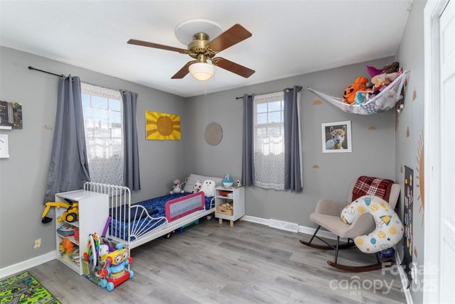 4000 Elizabeth Street, Hickory, NC 28601