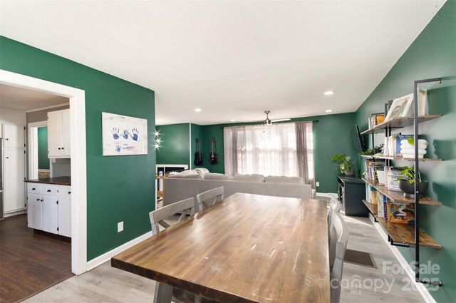 4000 Elizabeth Street, Hickory, NC 28601