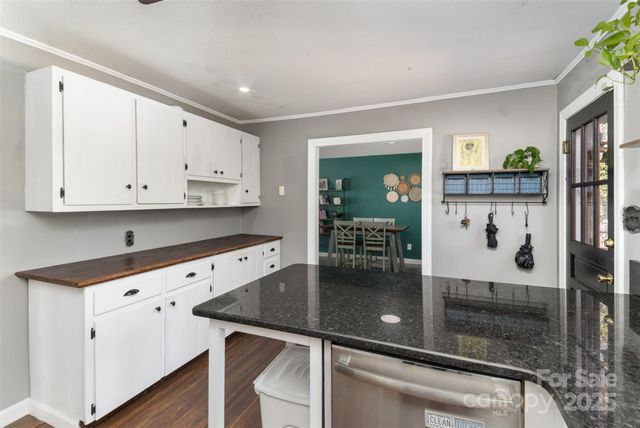 4000 Elizabeth Street, Hickory, NC 28601