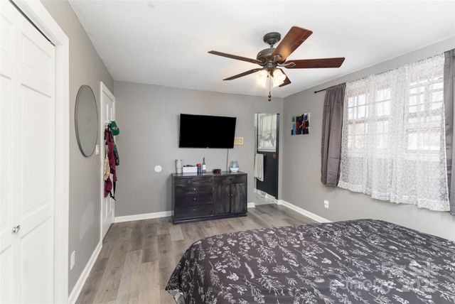 4000 Elizabeth Street, Hickory, NC 28601