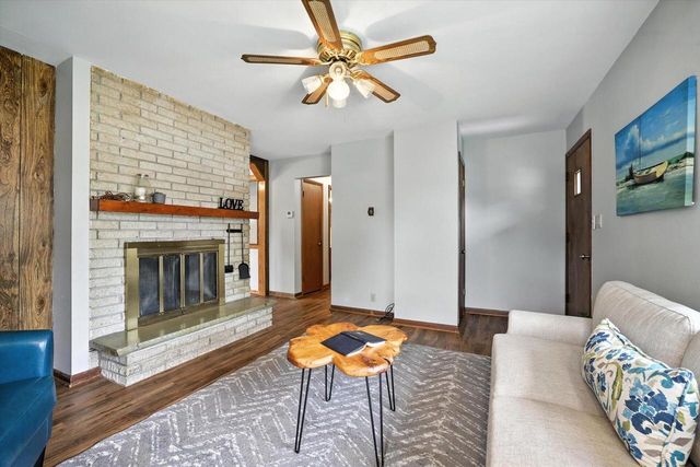9017 Carol Ann DRIVE, Sturtevant, WI 53177