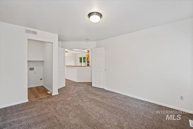 756 E Blue Heron St, Meridian, ID 83646