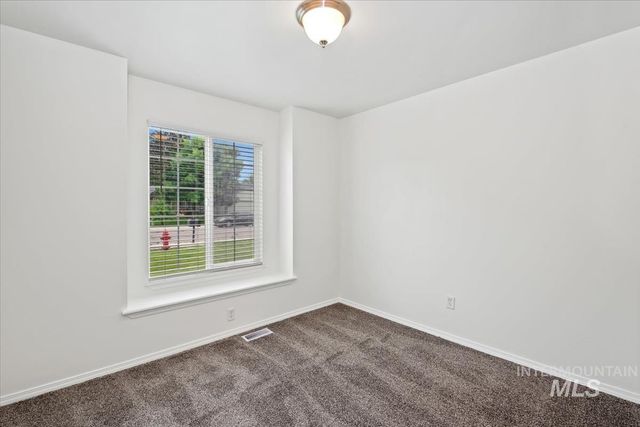756 E Blue Heron St, Meridian, ID 83646