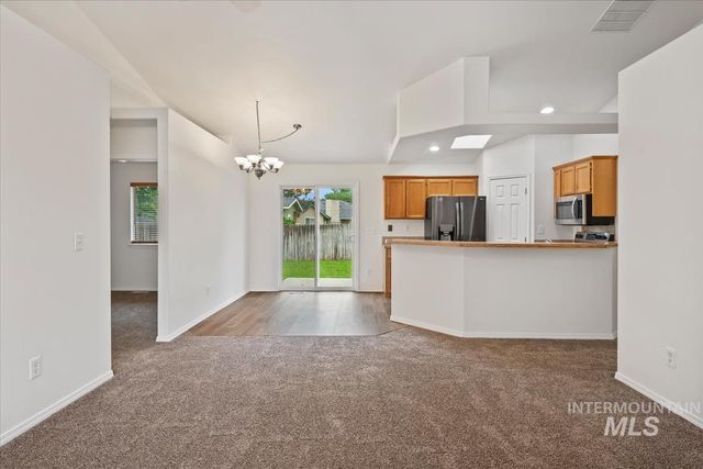 756 E Blue Heron St, Meridian, ID 83646