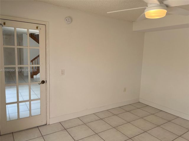 9105 SW 19th Place A, Davie, FL 33324