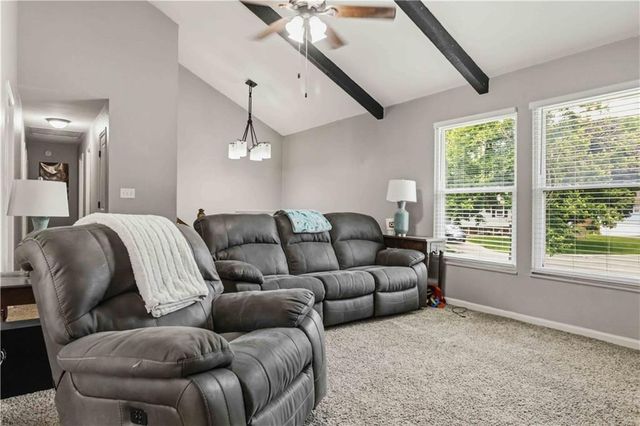 405 N Cleveland Avenue, Belton, MO 64012