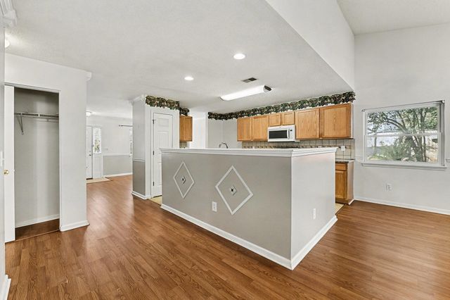 2613 Lyall Court, North Charleston, SC 29406