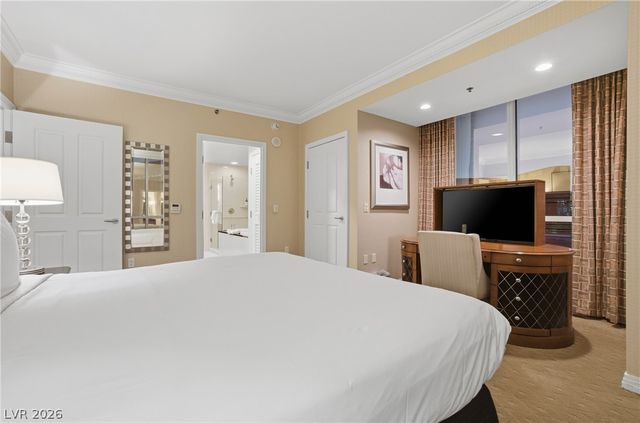 135 East Harmon Avenue 1201, Las Vegas, NV 89109