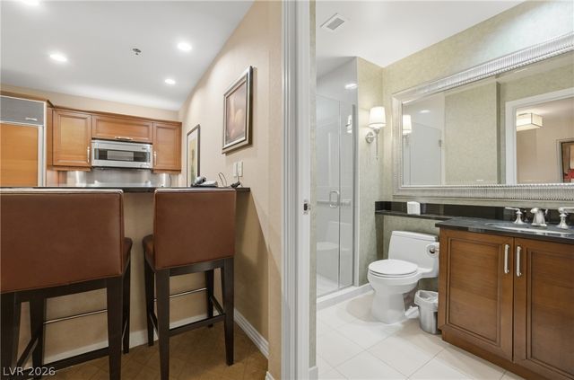 135 East Harmon Avenue 1201, Las Vegas, NV 89109