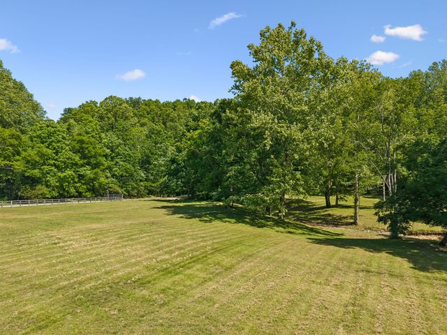 8565 Cub Creek Rd, Nashville, TN 37209