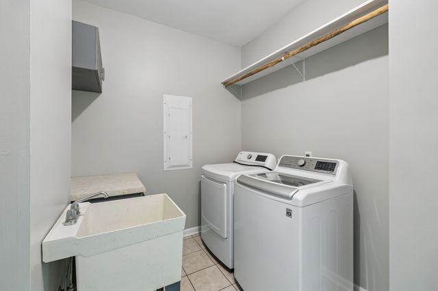 8565 Cub Creek Rd, Nashville, TN 37209