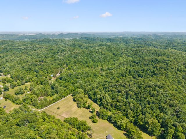 8565 Cub Creek Rd, Nashville, TN 37209
