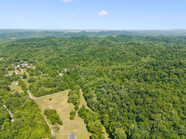 8565 Cub Creek Rd, Nashville, TN 37209