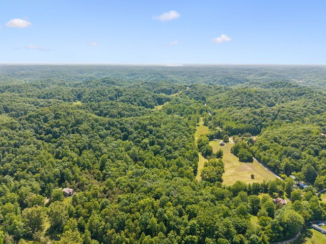 8565 Cub Creek Rd, Nashville, TN 37209