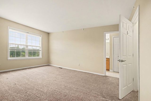 2737 Barclay Way, Ann Arbor, MI 48105